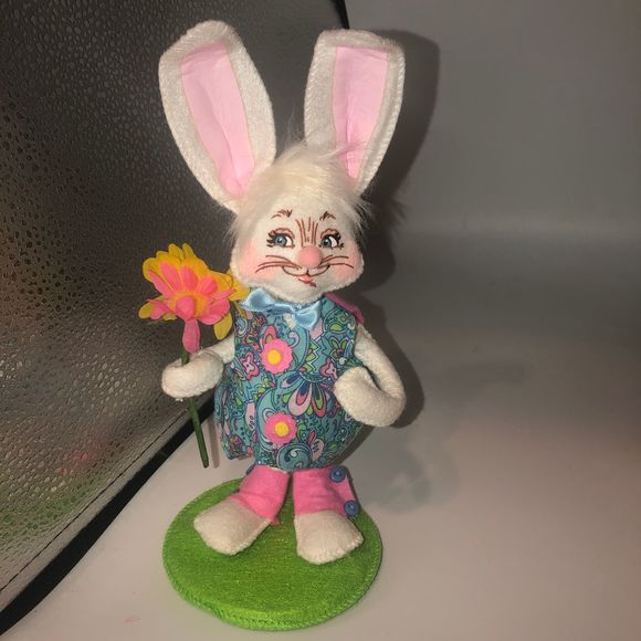 Adorable Annalee figure plush Easter bunny with vest - Picture 1 of 6